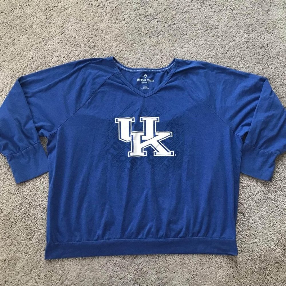 Emerson Street women’s extra large UK / Kentucky top